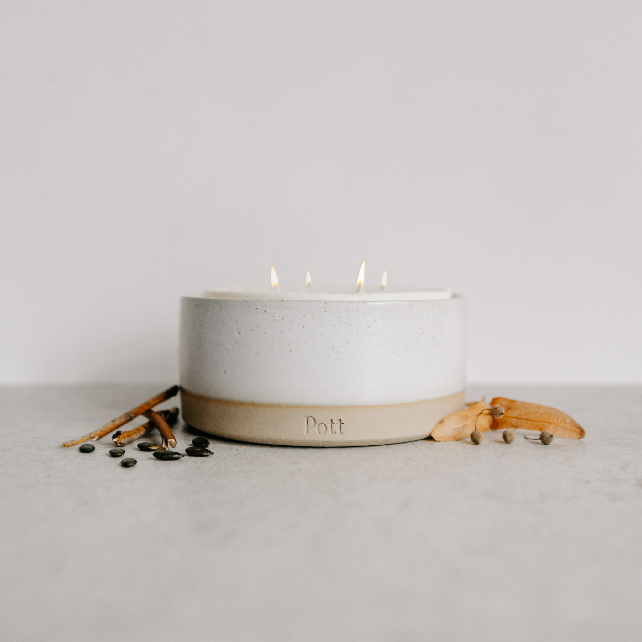 Bonfire Grand Speckle Candle