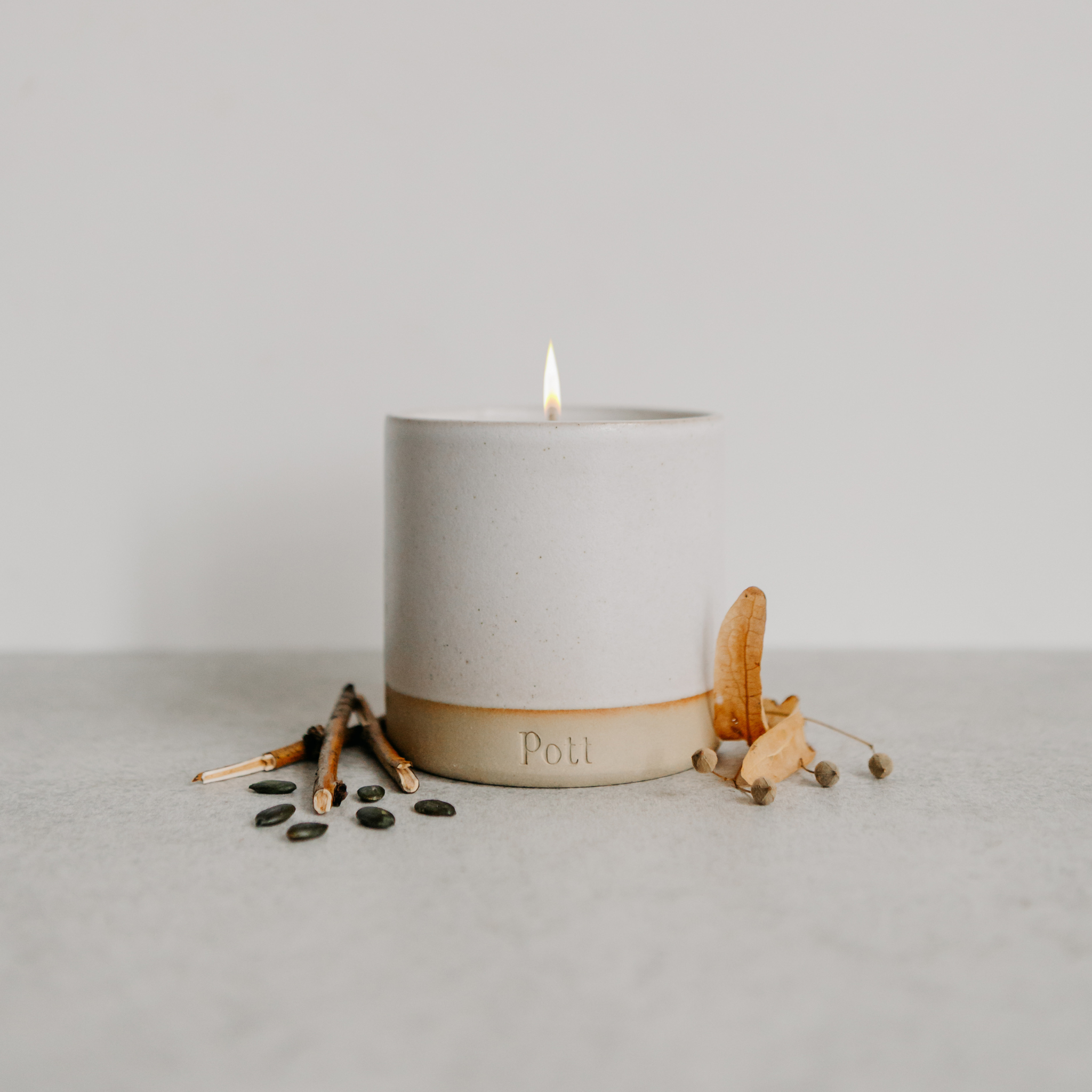 Bonfire Standard Speckle Candle