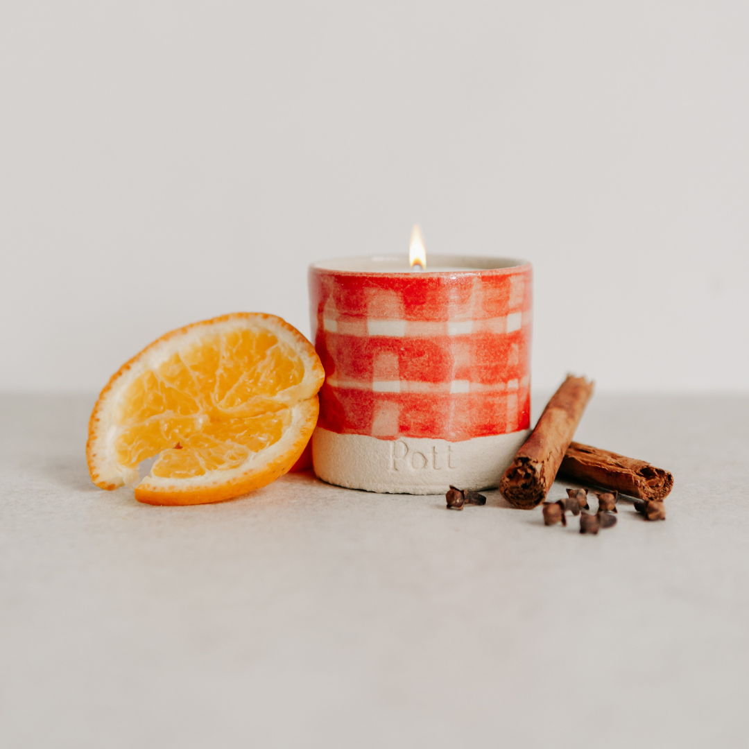 Petite_Gingham_Candle.png