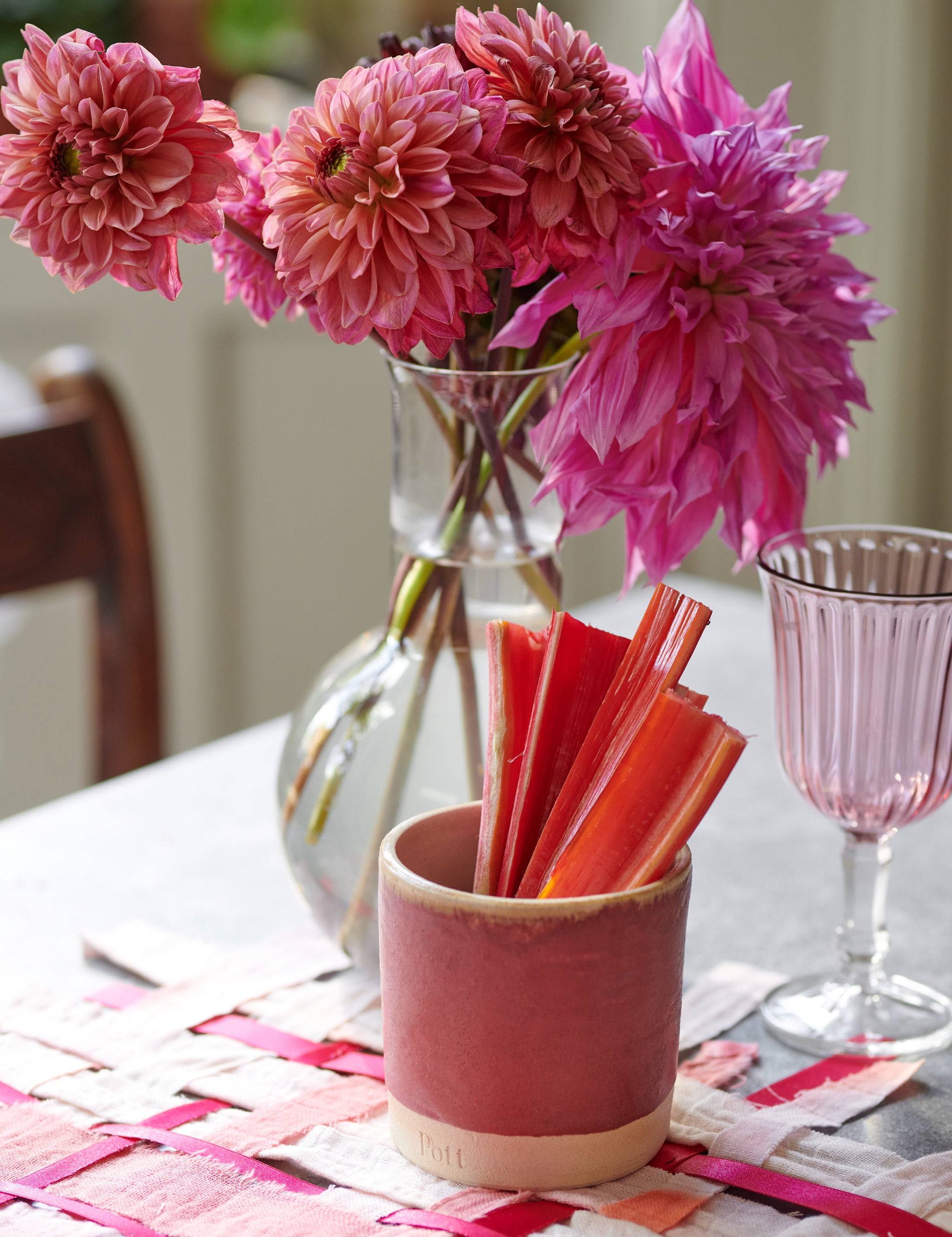 RHUBARB_WITH_RHUBARB_090.jpg