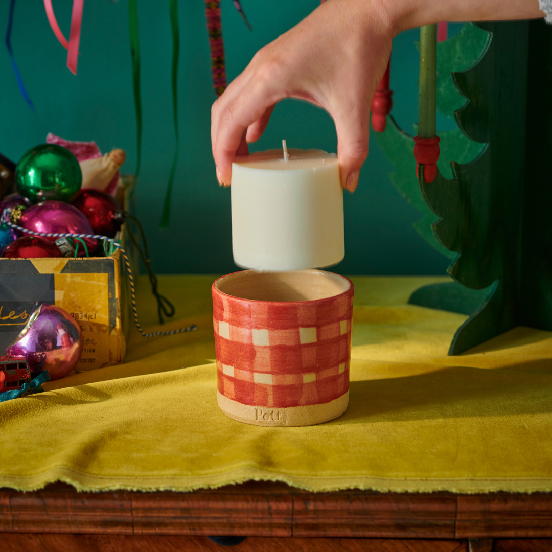 Gingham with Noël Refillable Candle Starter Pack (Standard Size)